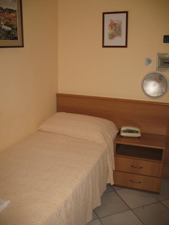 Albergo Paradiso Montecatini Terme Zimmer foto